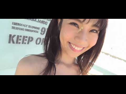 Suzuki Fumina 鈴木ふみ奈 アイドルワン Golden Smile - Japanese Gravure Bikini Idol [Part 2/7]